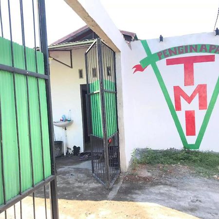 Hôtel Penginapan Taman Makassar Indah à Sungguminasa Extérieur photo